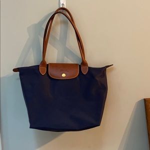 Small Le Pliage Nylon Shoulder Tote
LONGCHAMP